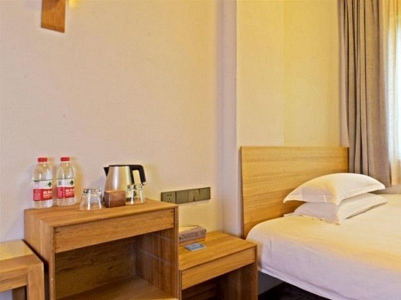 Ramada Encore By Wyndham Shanghai Pudong Airport エクステリア 写真