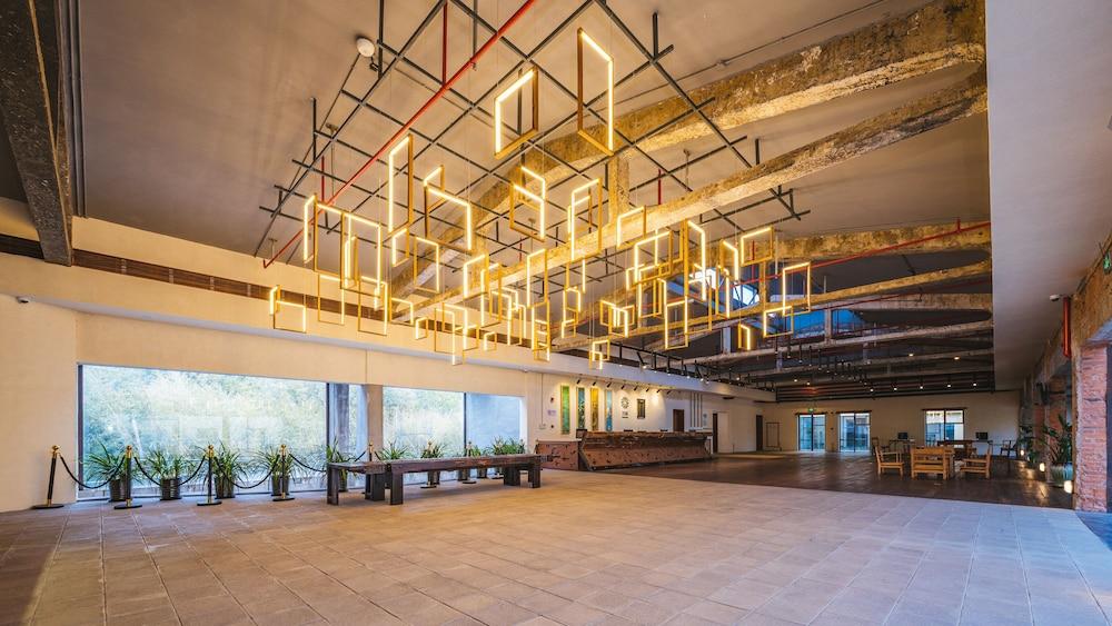 Ramada Encore By Wyndham Shanghai Pudong Airport エクステリア 写真