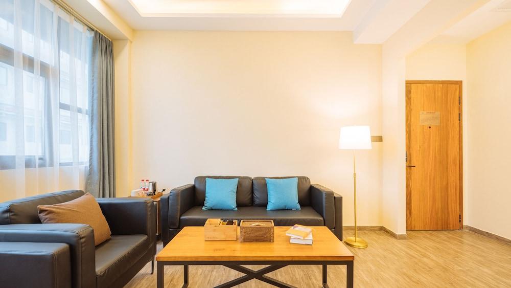 Ramada Encore By Wyndham Shanghai Pudong Airport エクステリア 写真